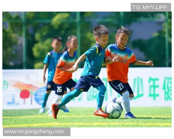 小学生足球比赛中如何掌握大小球的技巧与策略分享